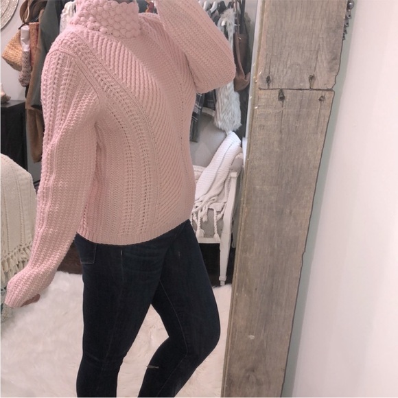 Carlisle Pink Cowl Neck Sweater 100% Wool - Picture 2 of 6